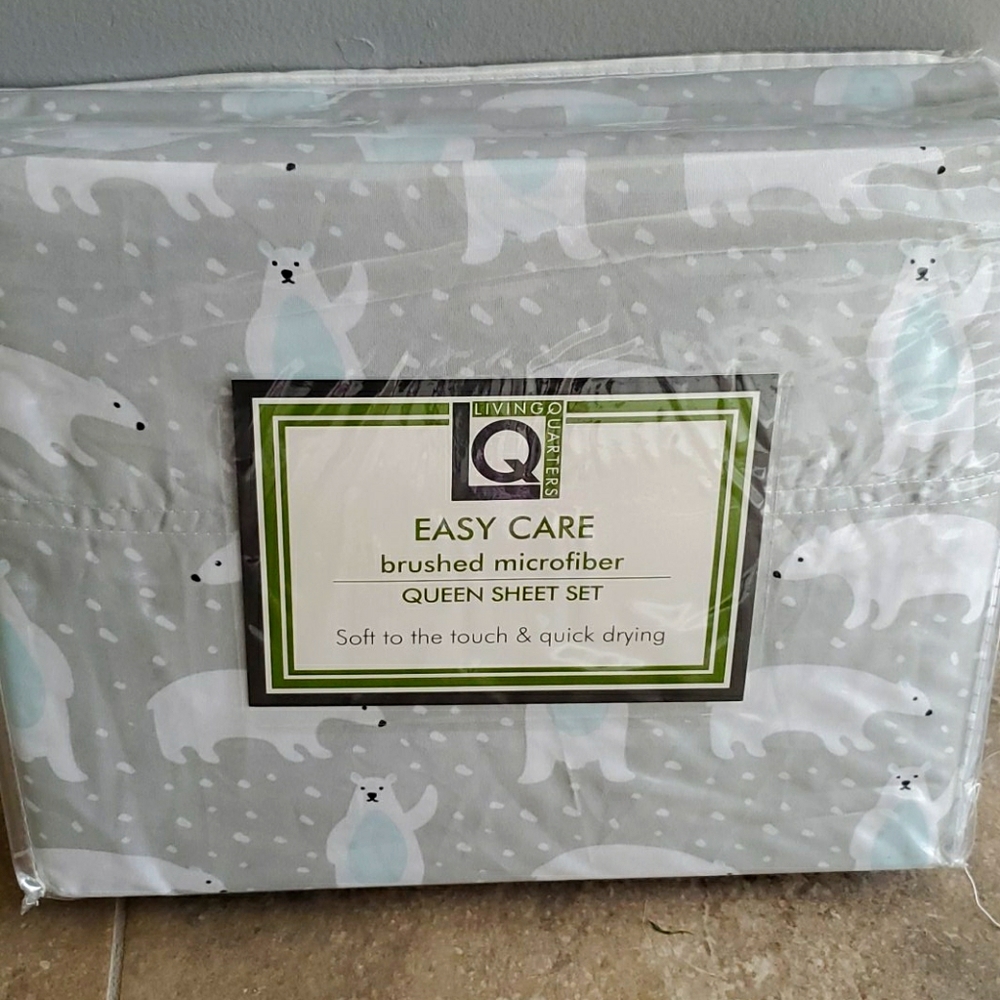 Queen sheet set